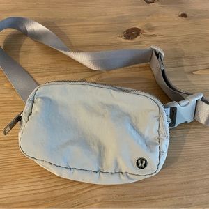 Lululemon belt bag